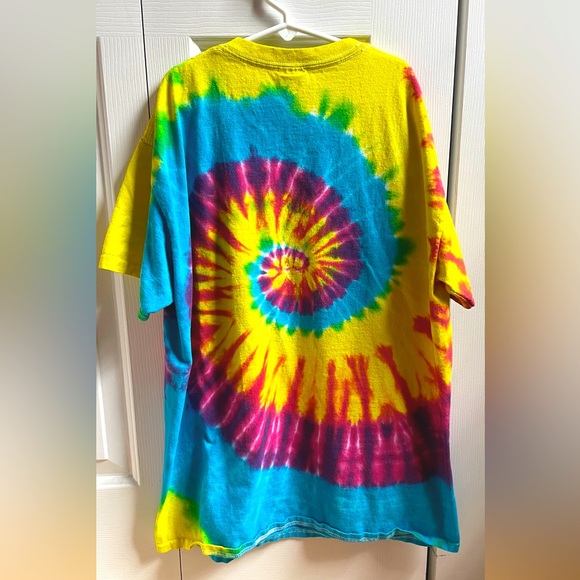 Tie Dye Maui Nix Shirt Size Medium - Picture 2 of 3